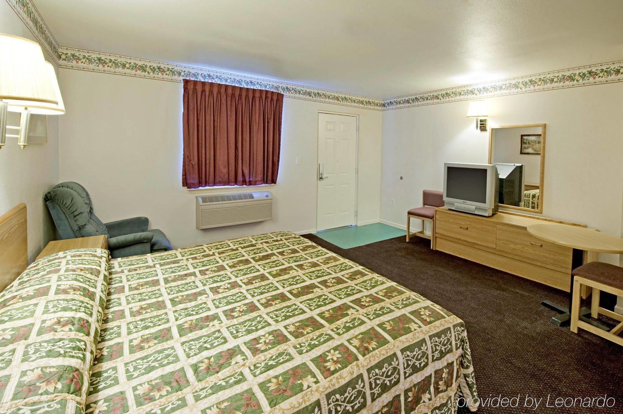 Americas Best Value Inn מק'קיני חדר תמונה