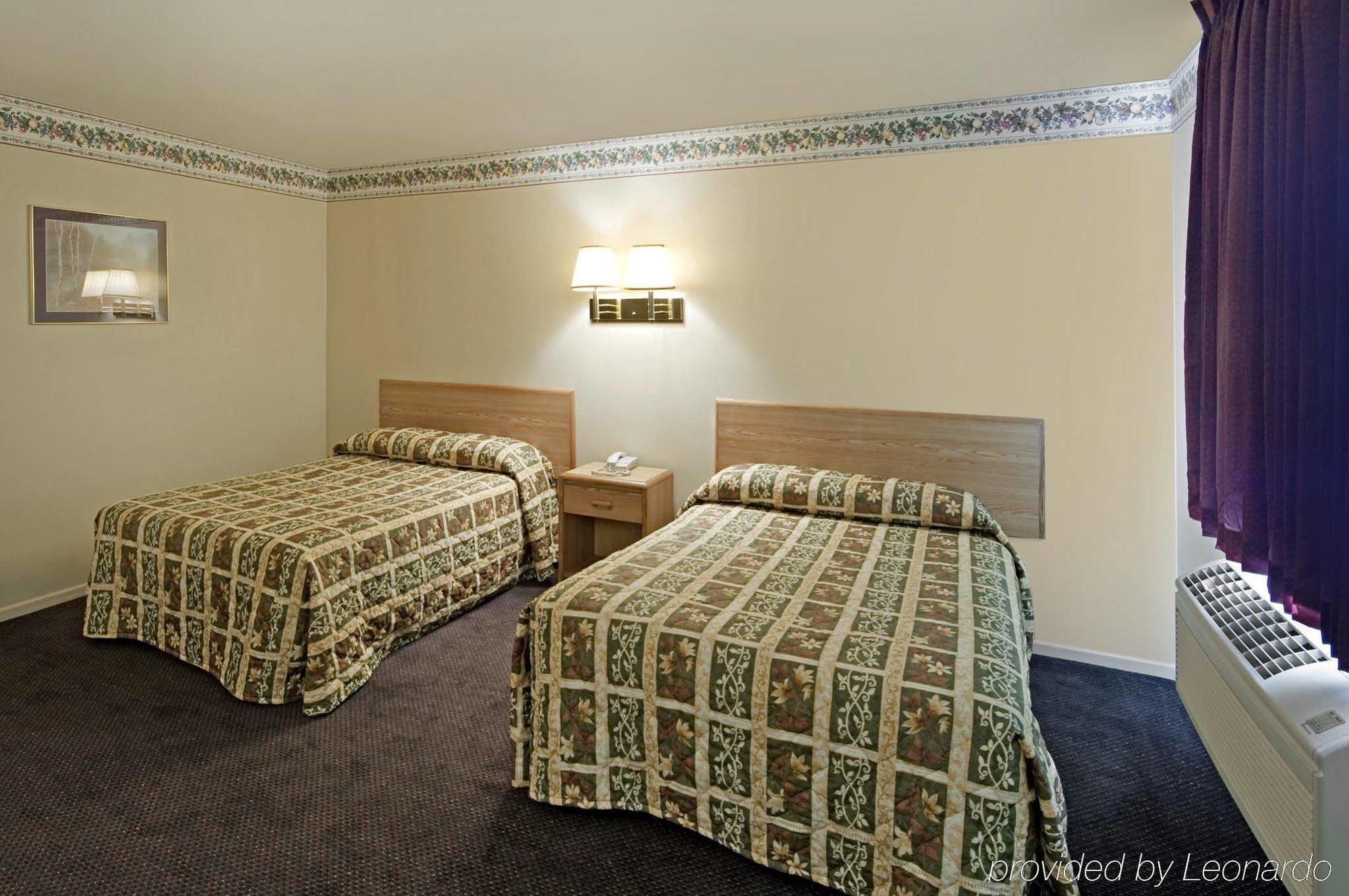 Americas Best Value Inn מק'קיני חדר תמונה