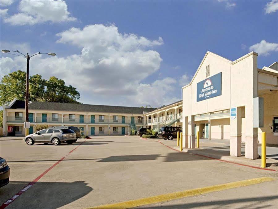 Americas Best Value Inn מק'קיני מראה חיצוני תמונה