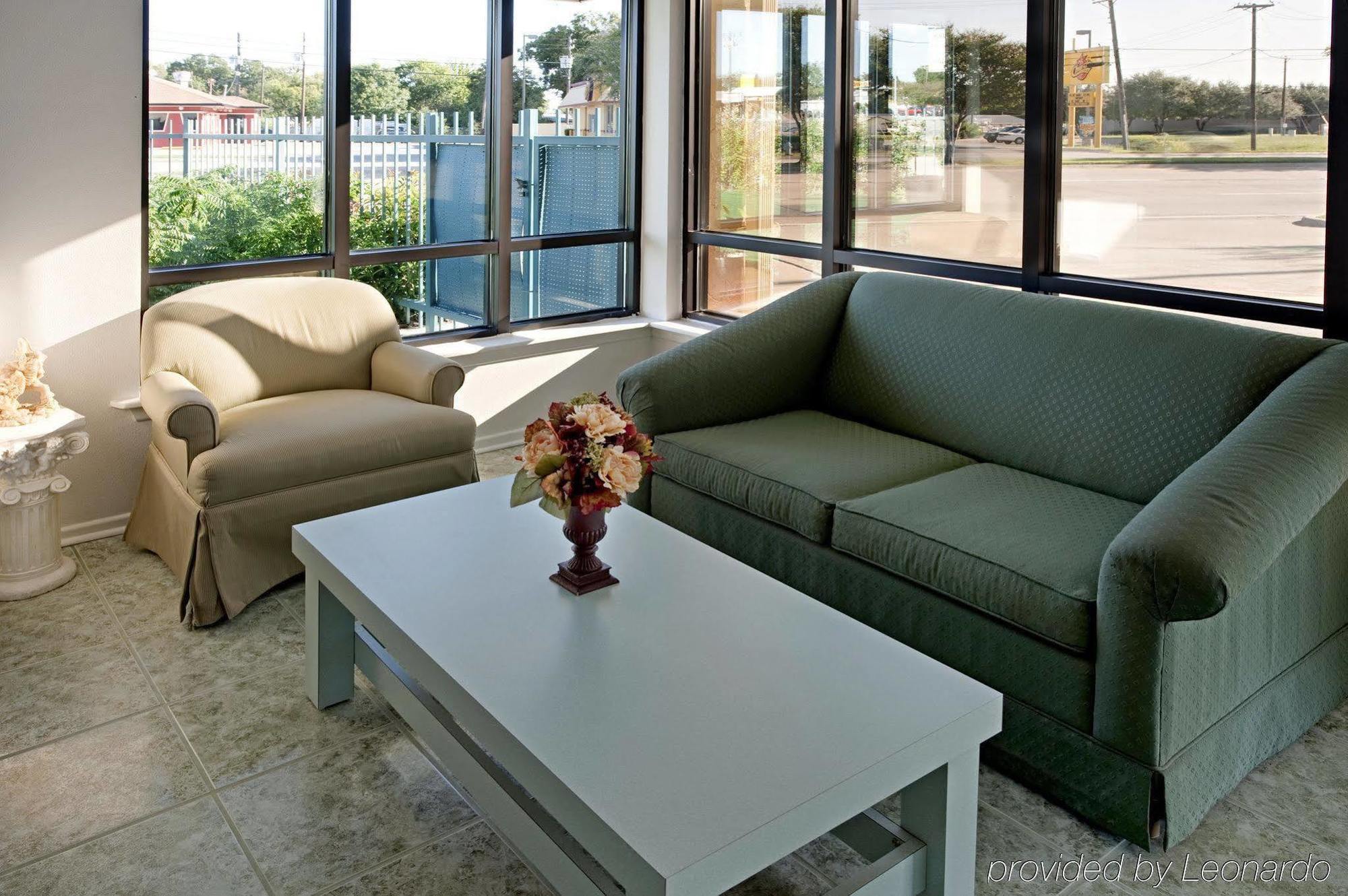 Americas Best Value Inn מק'קיני מראה פנימי תמונה